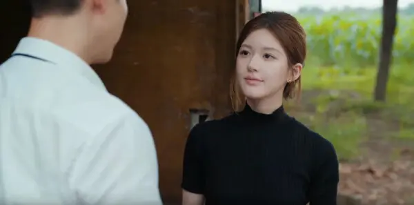 许我耀眼第24集剧照